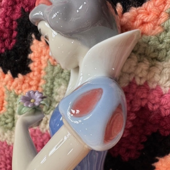 Lladro NAO Snow White Disney Princess Sculpture Figurine - Picture 14 of 16